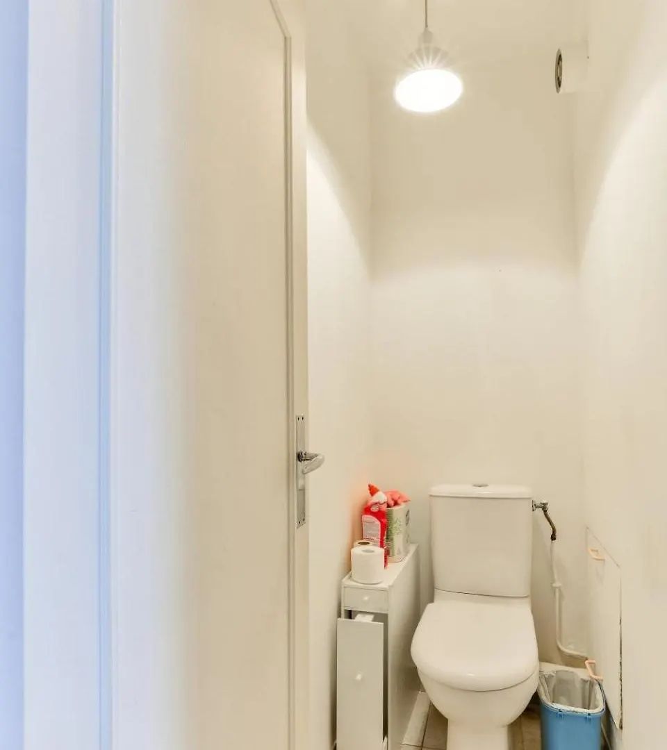 Апартаменты 1Br Flat View On Eiffel Tower And Sacre-Coeur Париж